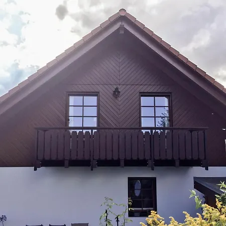 Ferienhaus-jasmund-direkt-am-nationalpark-jasmund بيت للعطل *