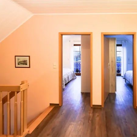 بيت للعطل Ferienhaus-jasmund-direkt-am-nationalpark-jasmund